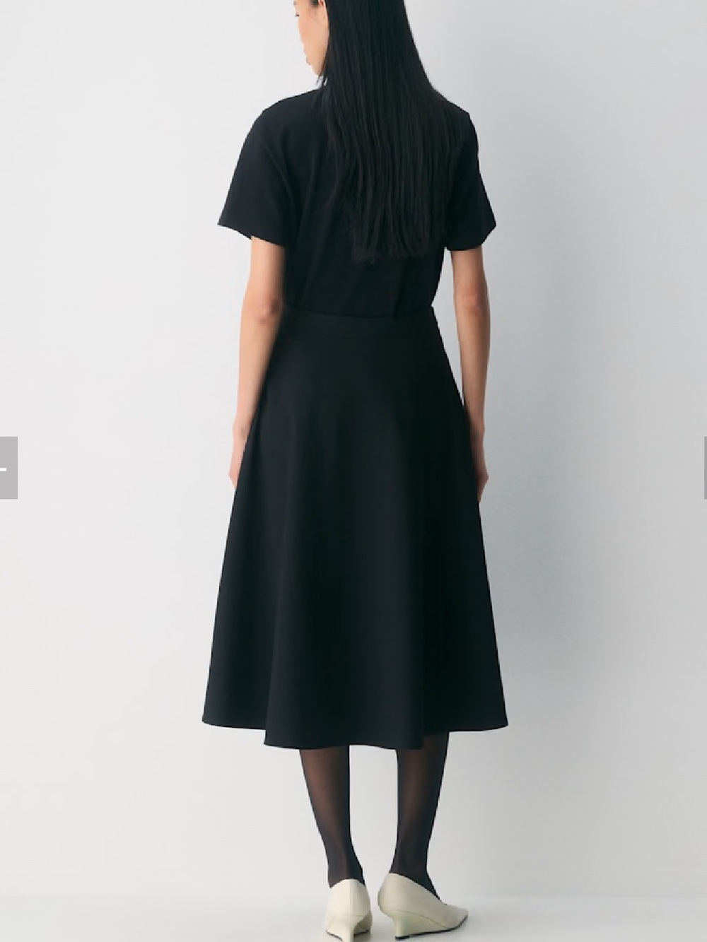 Aritzia Babaton Beacon skirt 4